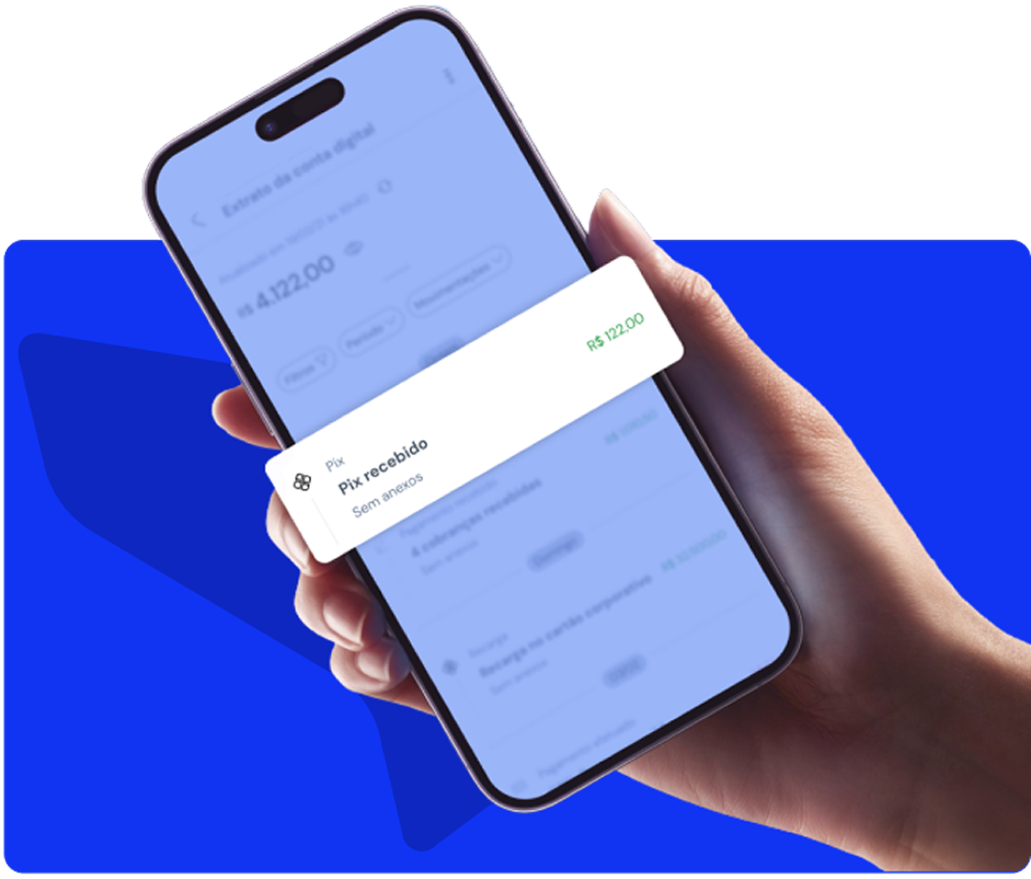 Uma mão segurando o app superlógica